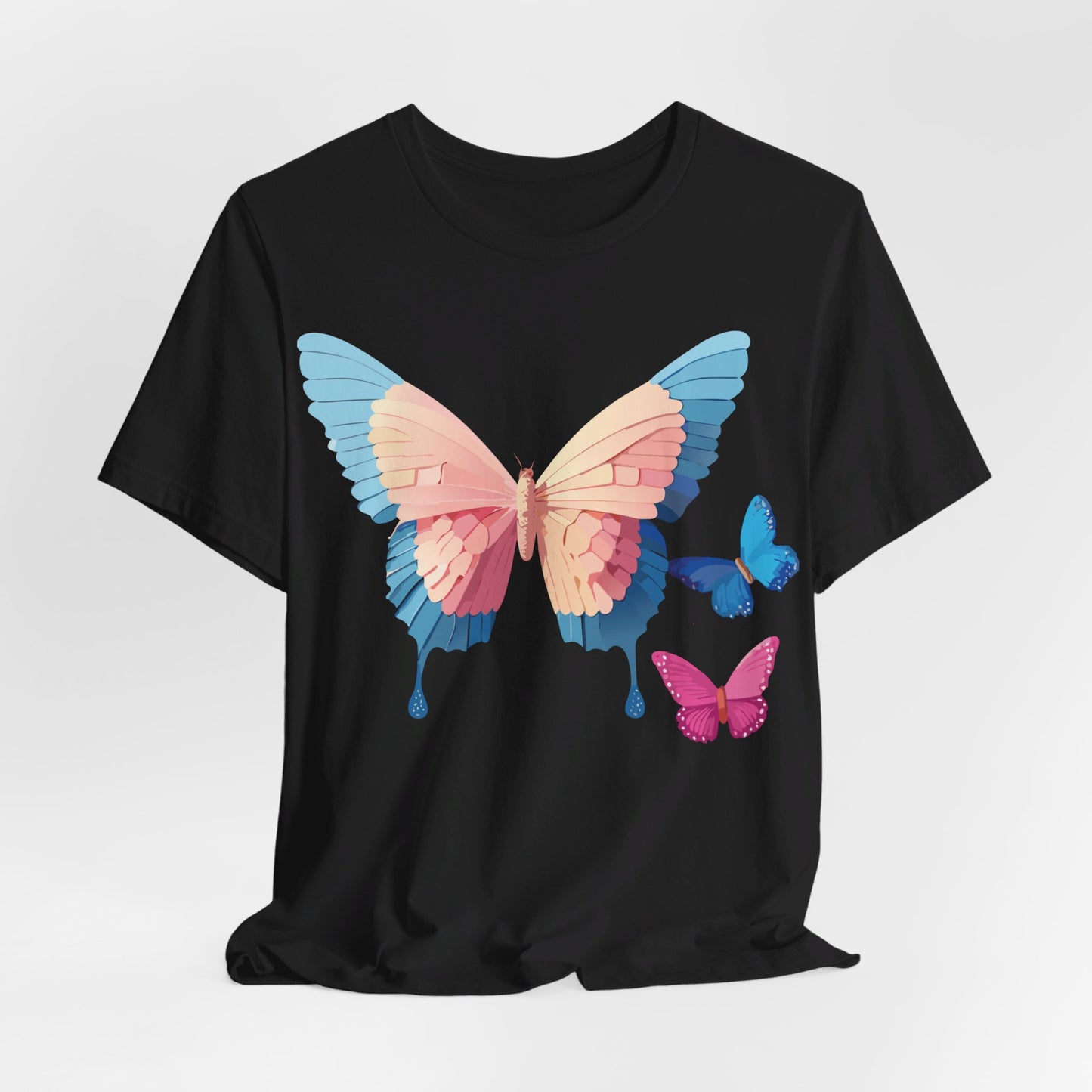 T-shirt en coton naturel avec papillon