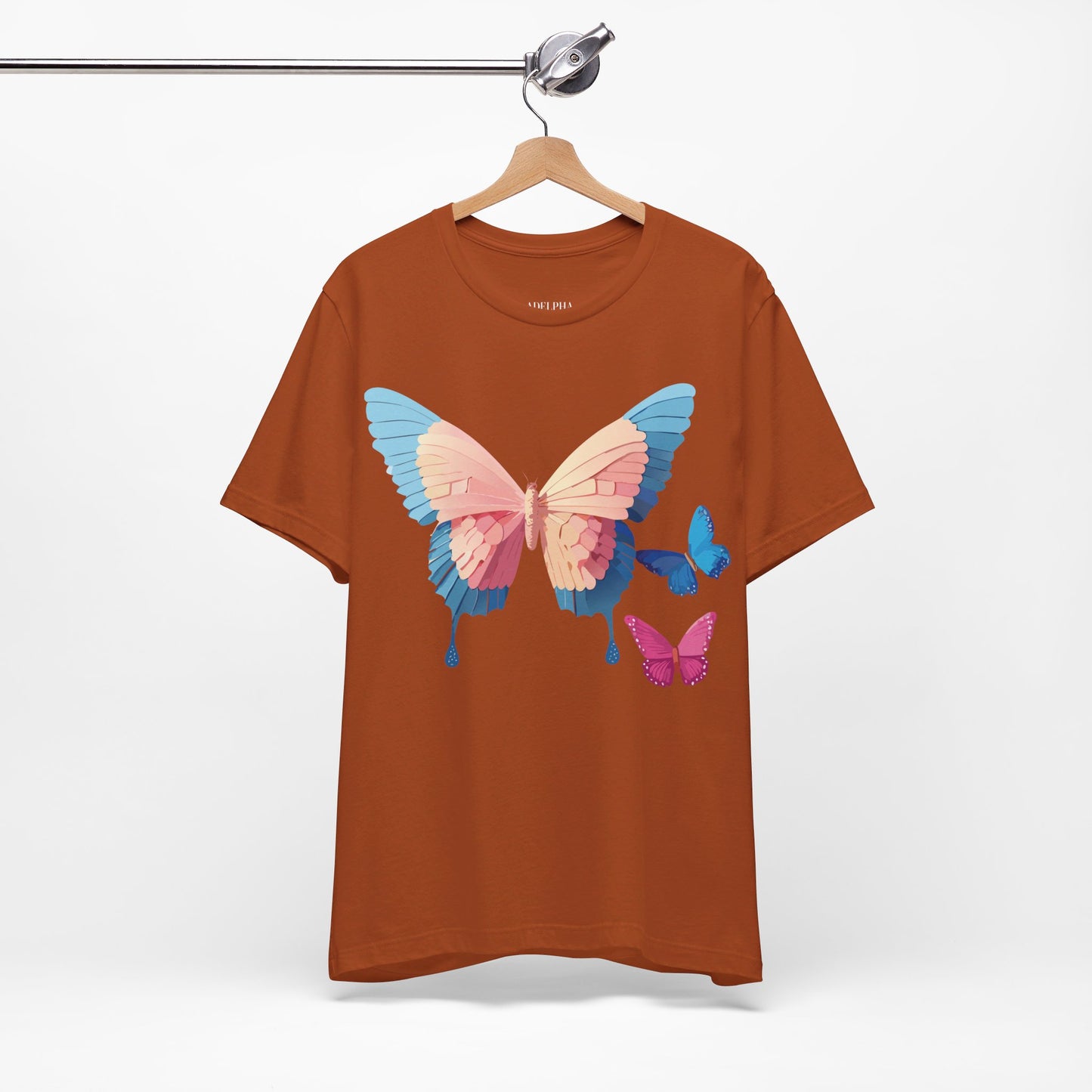 T-shirt en coton naturel avec papillon