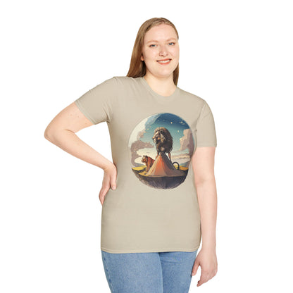 Lion Graphic T Shirt Unisex Softstyle 64000 Gildan 100 Percent Cotton Tee