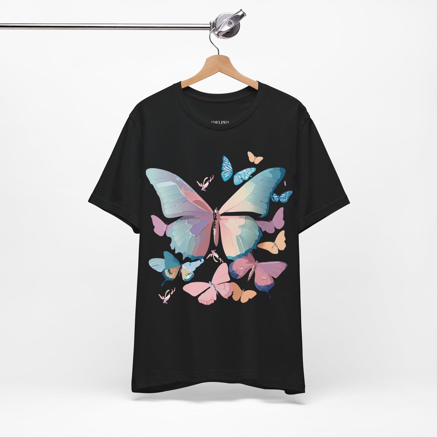 T-Shirt aus natürlicher Baumwolle mit Schmetterling