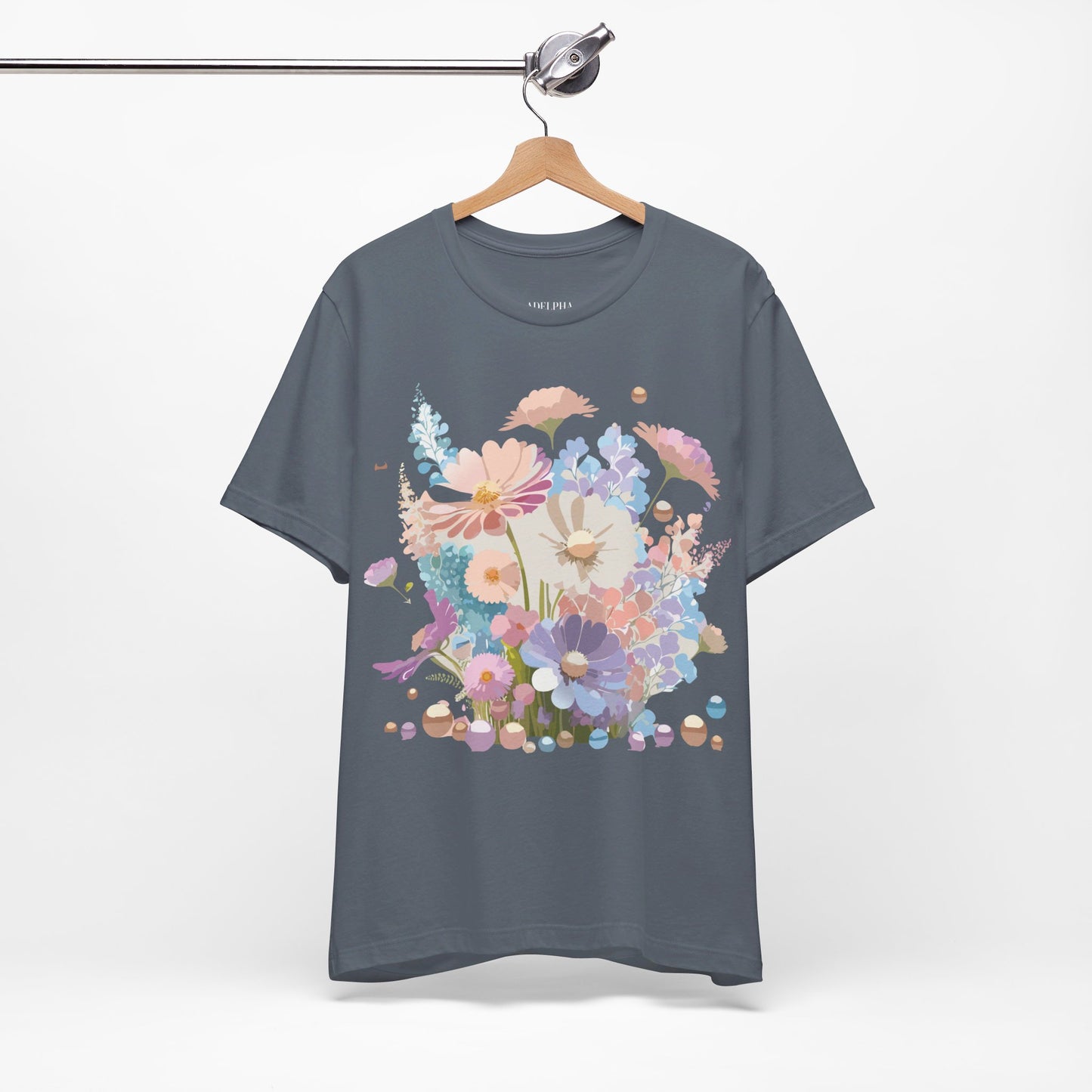 T-Shirt aus natürlicher Baumwolle mit Blumen